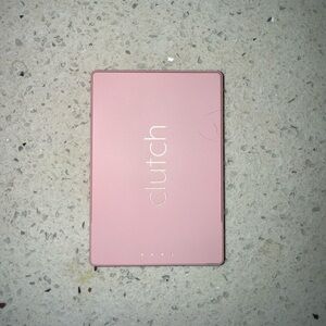 CLUTCH PORTABLE MAGSAFE CHARGER